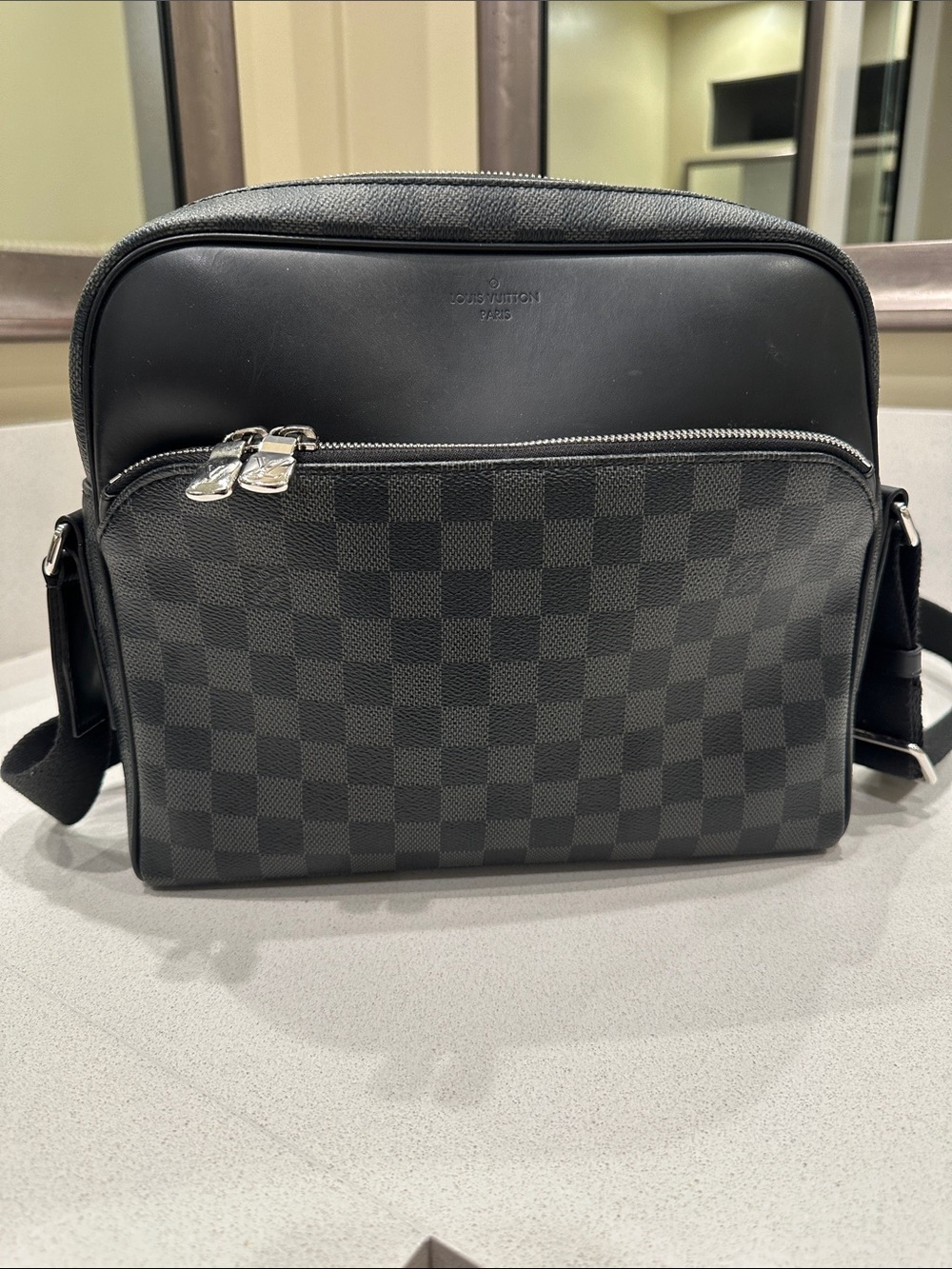 Louis Vuitton Damier Graphite Canvas Messenger Bag - Black
